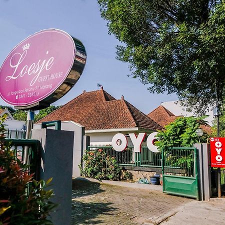 Super Oyo 353 Loesje Guest House Syariah Malang Luaran gambar